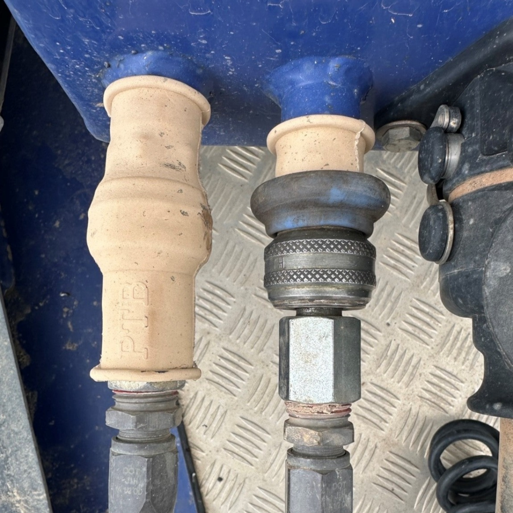 
                  
                    1/2" Air Coupling Cover & Plug - 2 Pack
                  
                